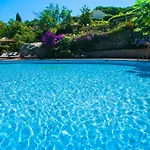 Cernia Isola Botanica Hotel 3*