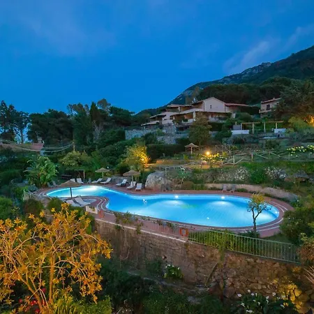 Otel Cernia Isola Botanica SantʼAndrea