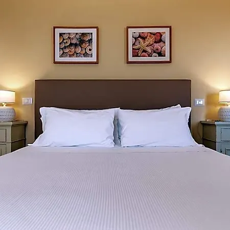 Hotel Cernia Isola Botanica 3*