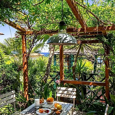 Cernia Isola Botanica Otel 3*