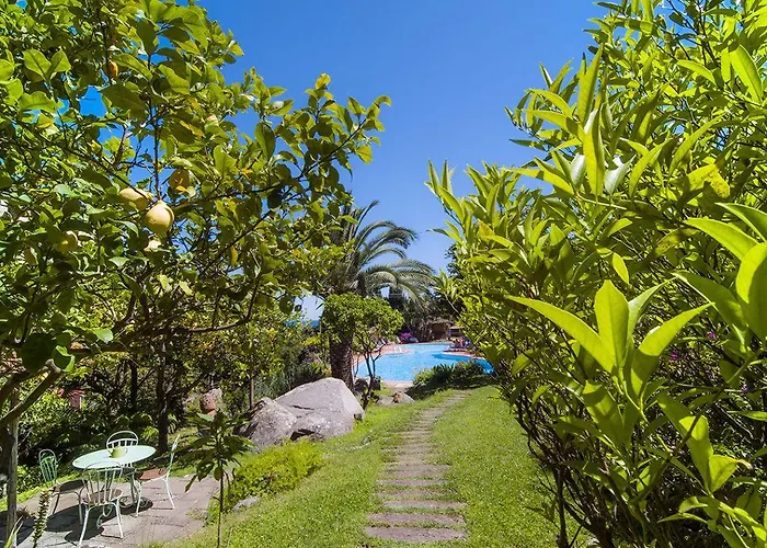 Hotell Cernia Isola Botanica 3*